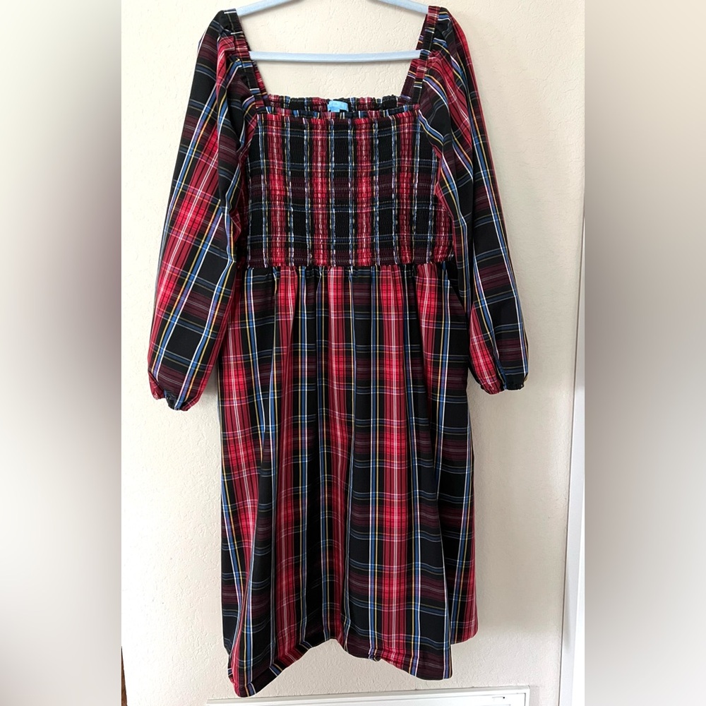 Draper James Smocked Plaid Midi Dress - Size 1X - Picture 3 of 10
